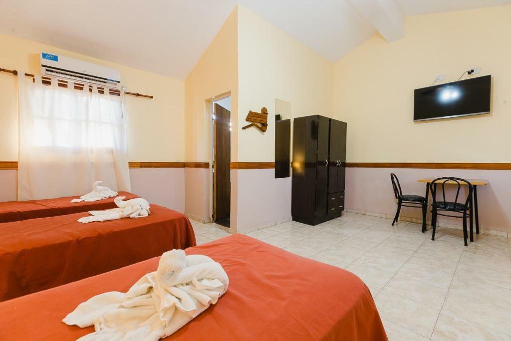 Hotel Turin Villa Carlos Paz Extérieur photo